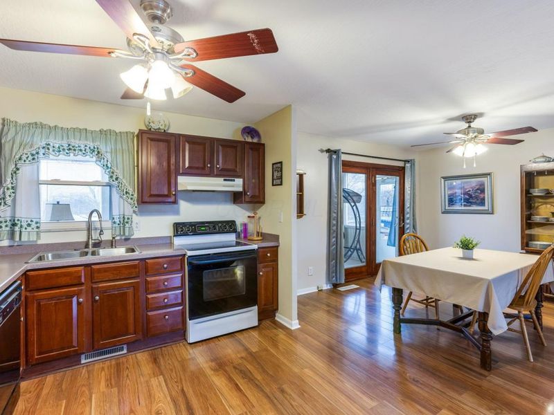 5220 Edgeview Road, Columbus, OH 43207 Photo 11