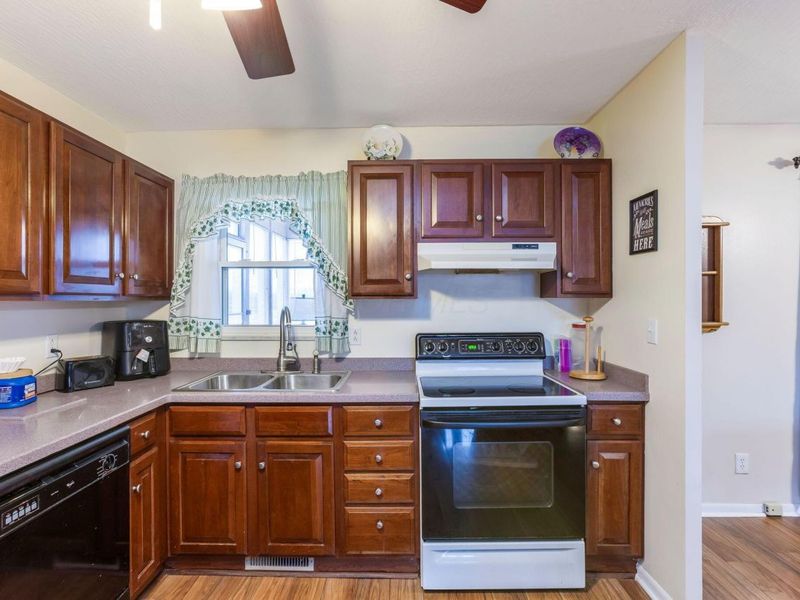 5220 Edgeview Road, Columbus, OH 43207 Photo 13