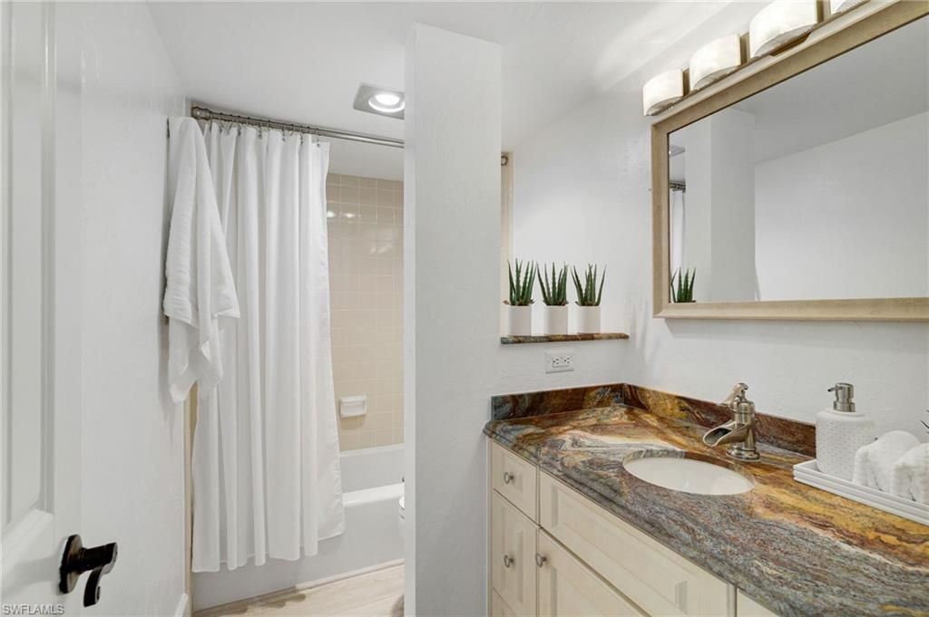 25840 Hickory Blvd, Unit 202 B, Bonita Springs, FL 34134 Photo