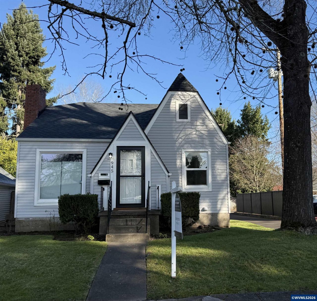 945 Hood St Ne, Salem, OR 97301 Main Photo