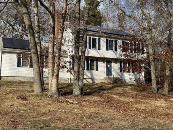 4 Andrew Rd, Bourne, MA 02562