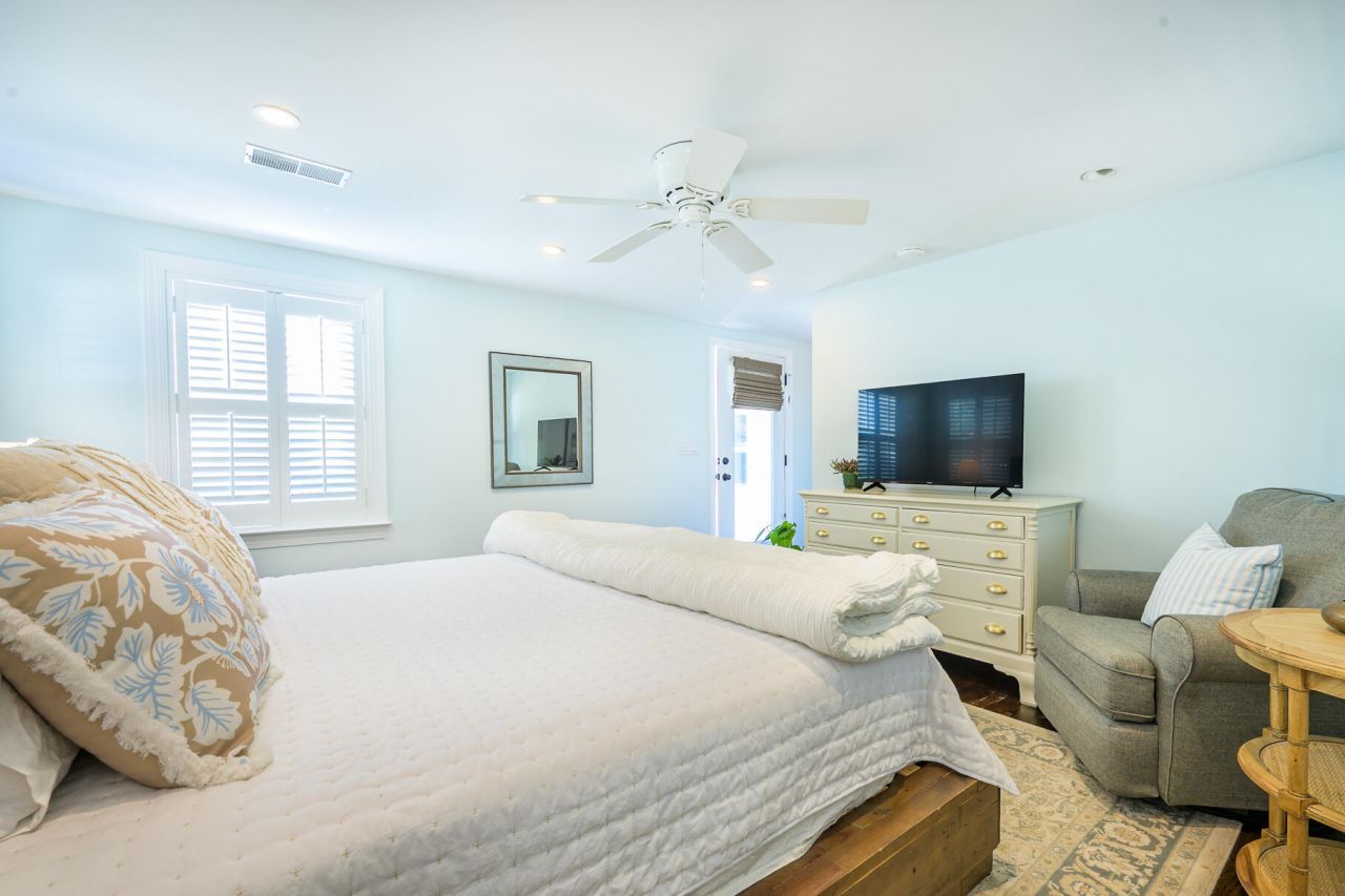 1428 Hindman Avenue Photo 23