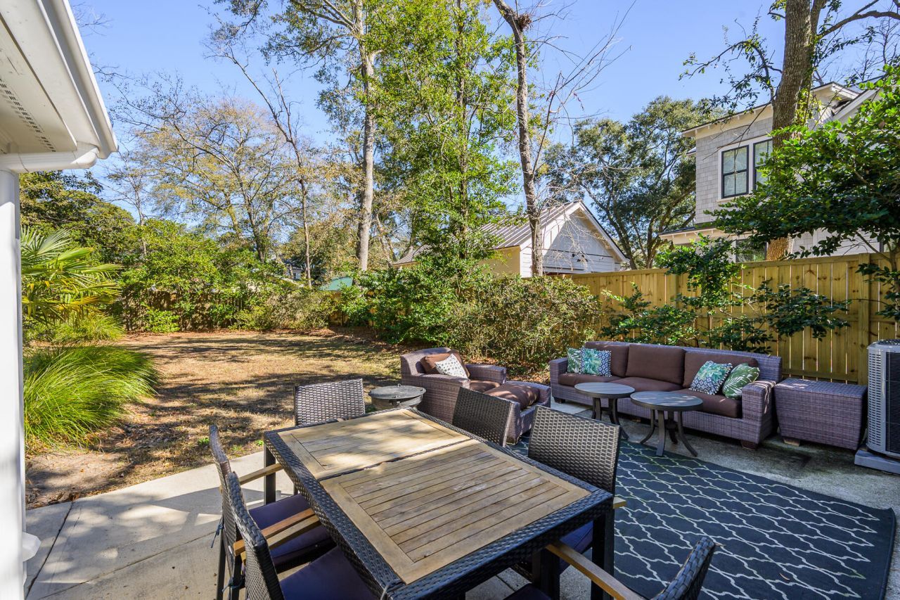 1428 Hindman Avenue Photo 35