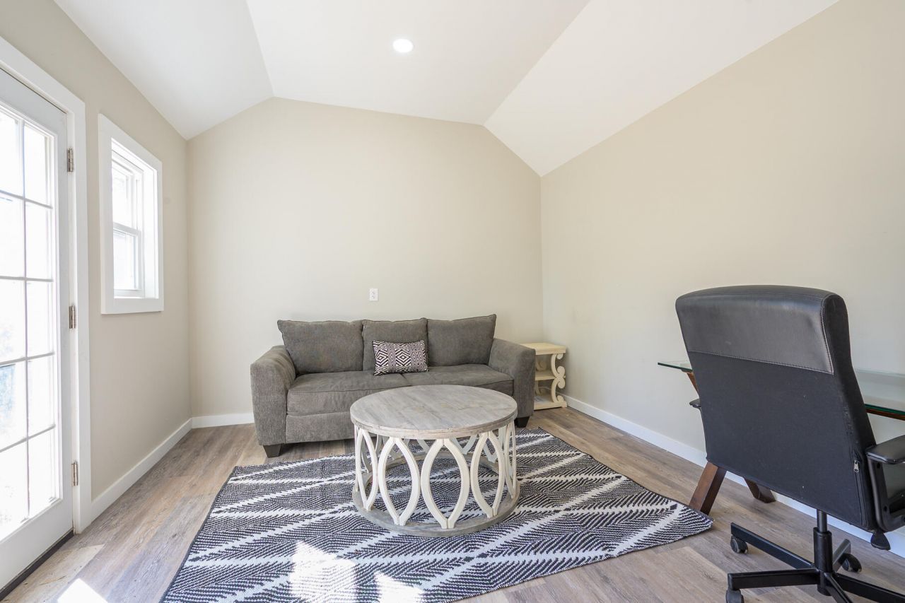 1428 Hindman Avenue Photo 46