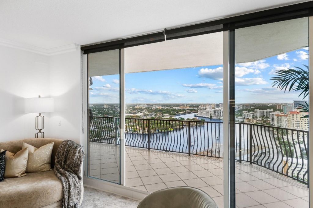 100 S Birch Road, Unit 2403, Fort Lauderdale, FL 33316 Photo