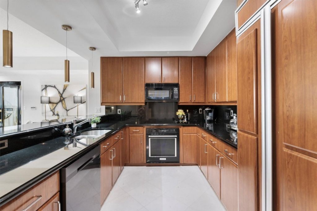 100 S Birch Road, Unit 2403, Fort Lauderdale, FL 33316 Photo