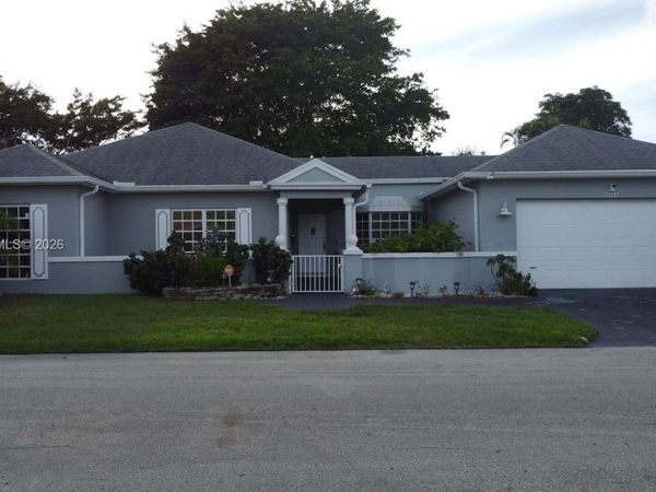 4511 Queen Palm Ln, Tamarac, FL 33319