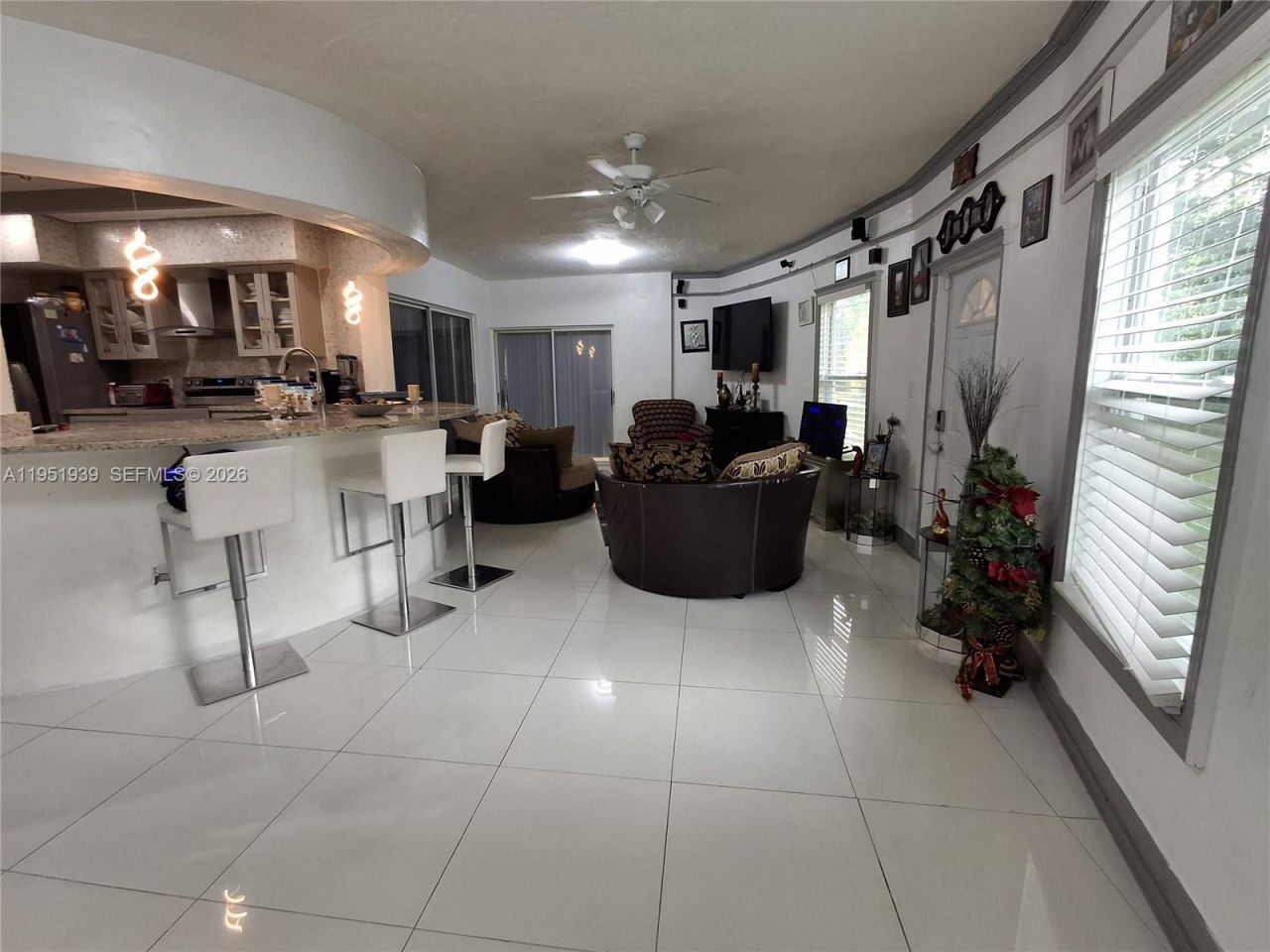 4511 Queen Palm Ln, Tamarac, FL 33319 Photo