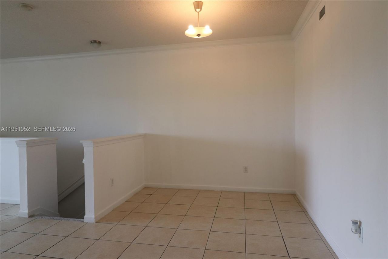 6020 W Sample Rd, Unit 305, Coral Springs, FL 33067 Photo