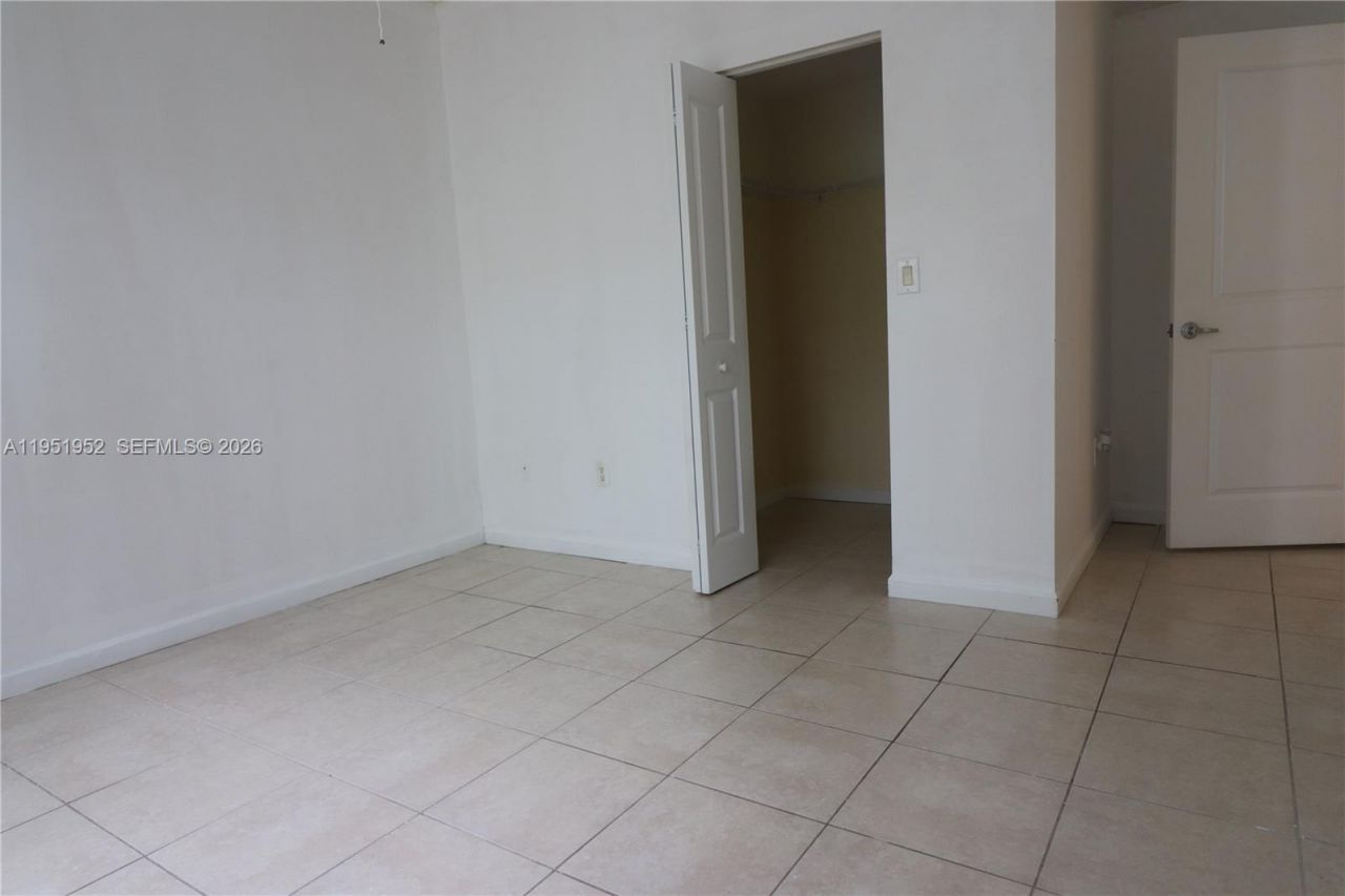 6020 W Sample Rd, Unit 305, Coral Springs, FL 33067 Photo