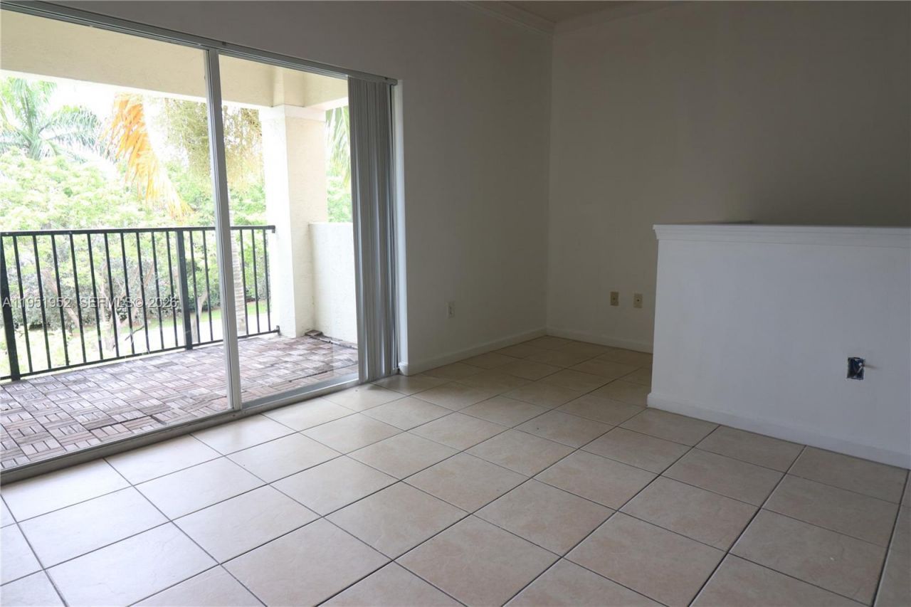 6020 W Sample Rd, Unit 305, Coral Springs, FL 33067 Photo