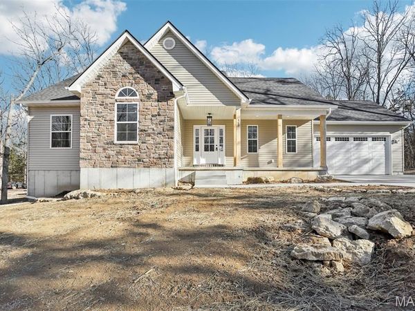 513 Hamilton Drive, De Soto, MO 63020