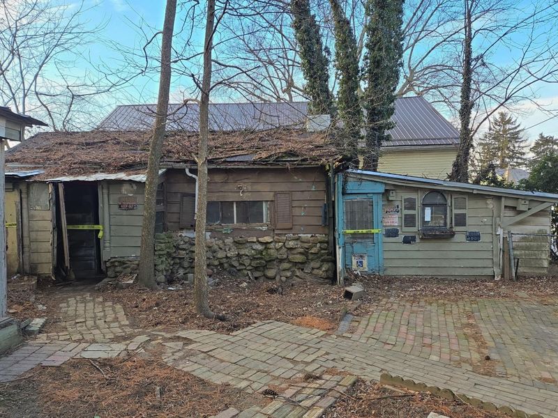 112 W Walnut Street, Pleasantville, OH 43148 Photo 3