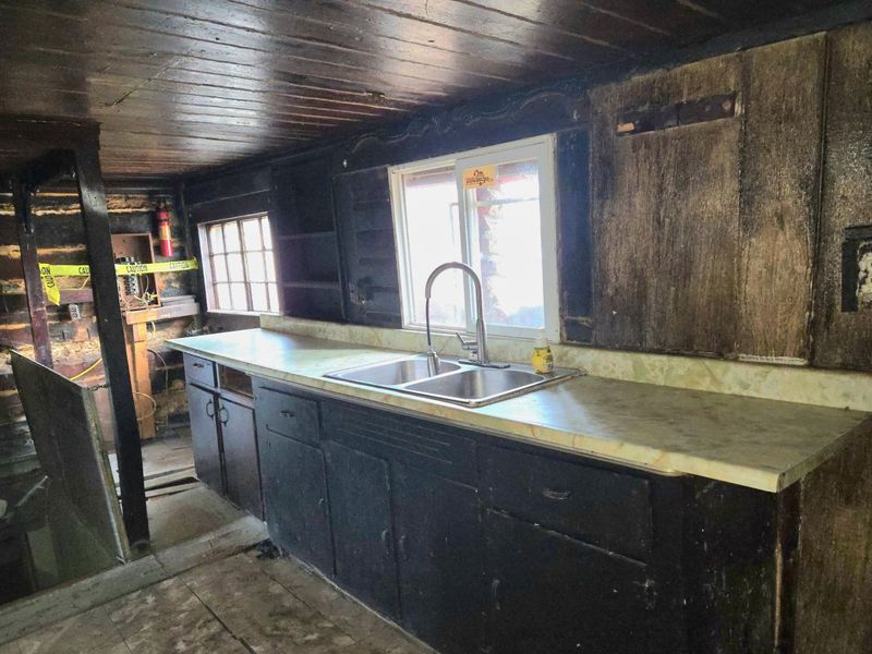 112 W Walnut Street, Pleasantville, OH 43148 Photo 8