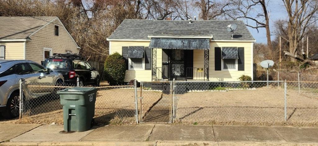 140 Temple Ave, Memphis, TN 38109 Main Photo