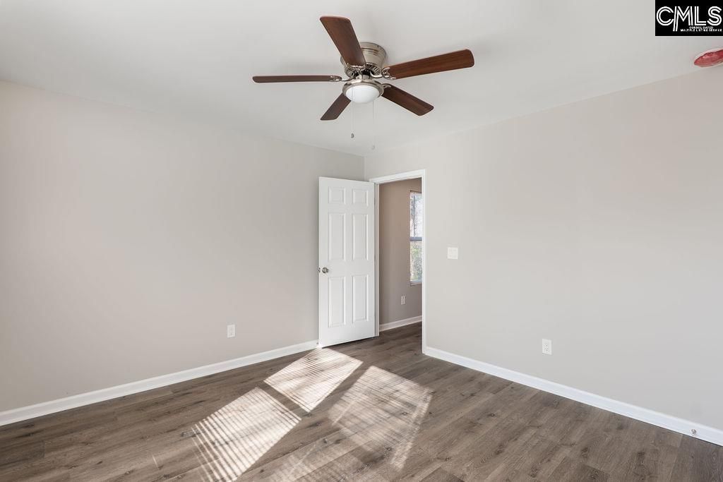 320 Adams Avenue  Photo 23