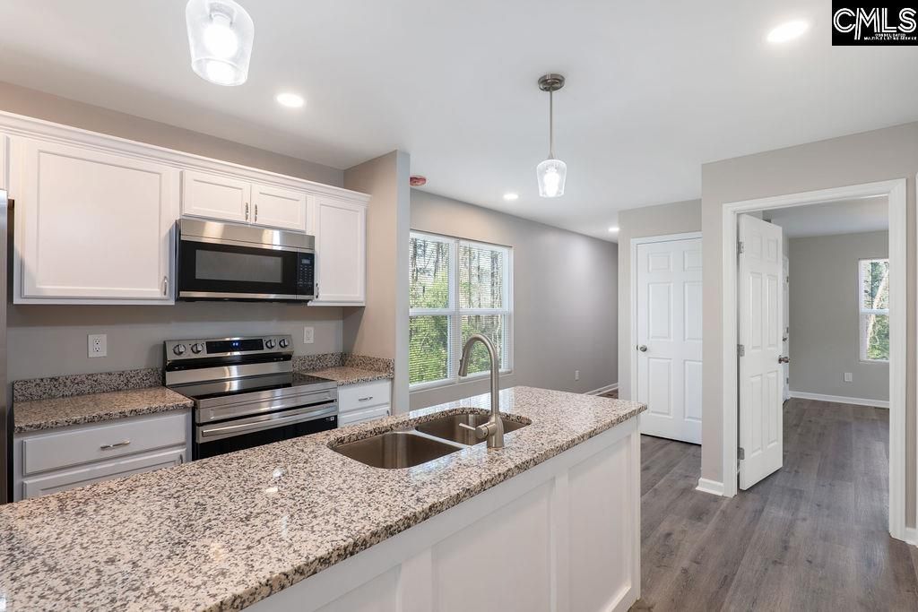 320 Adams Avenue  Photo 9