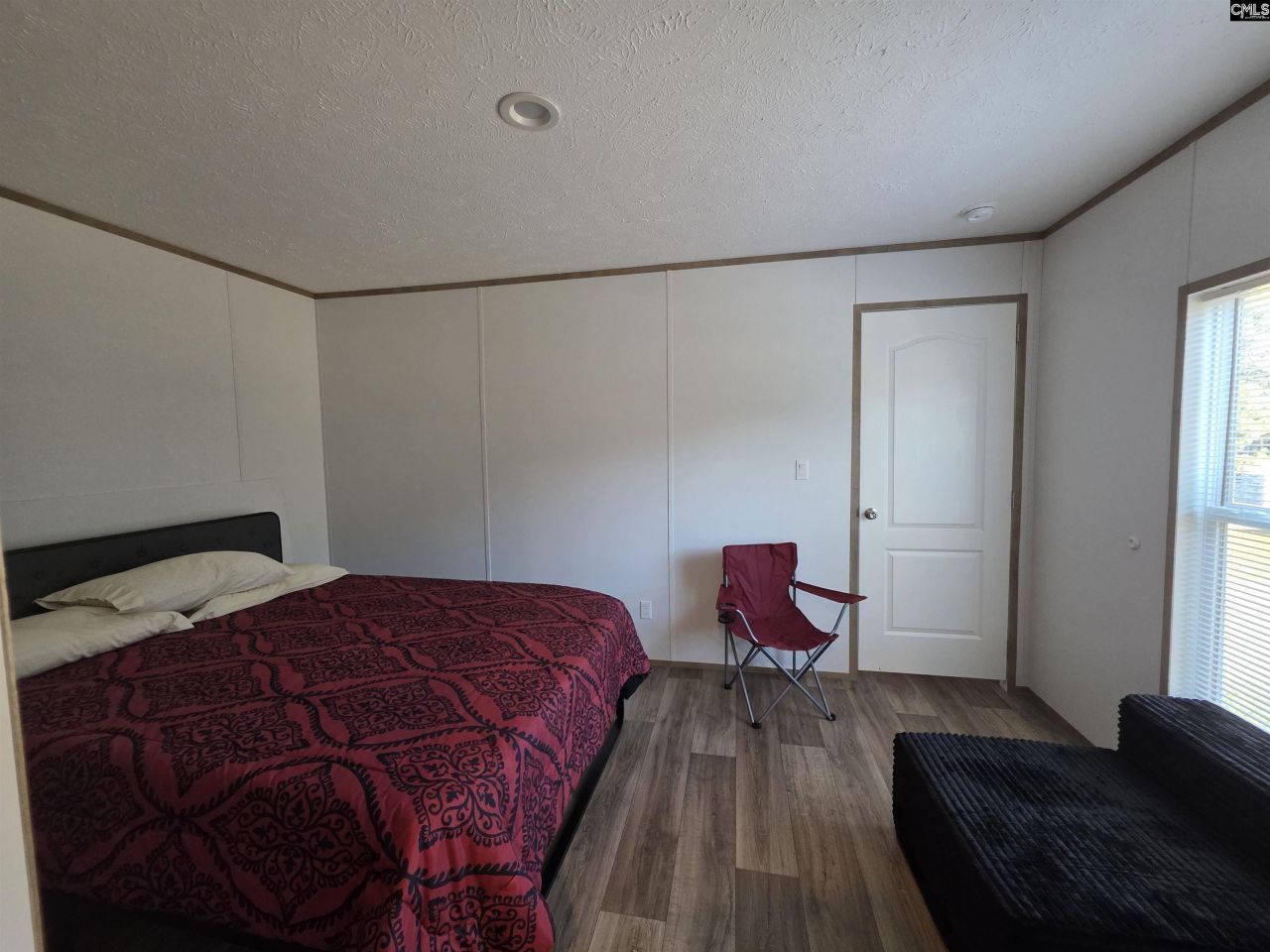 186 Sweet Bay Lane  Photo 4