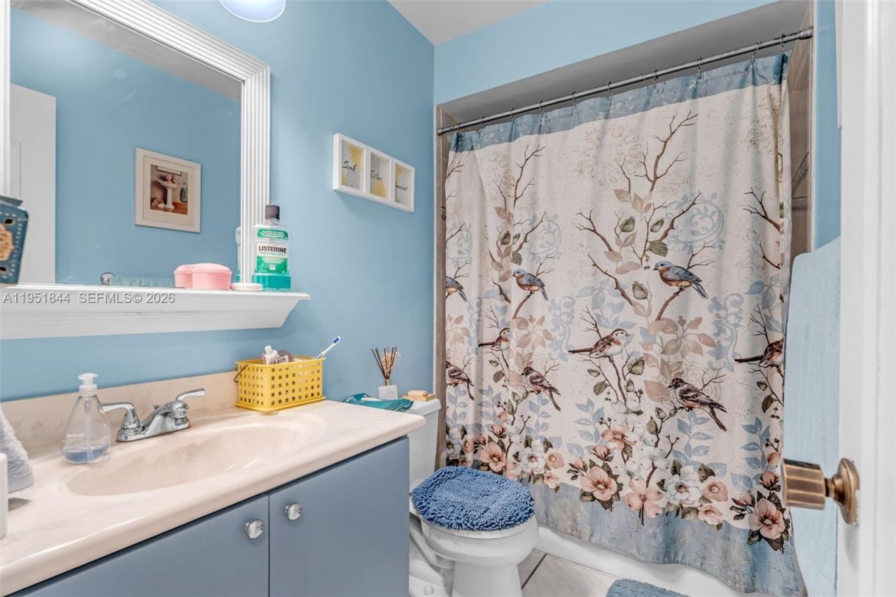 1232 SW 132nd Ct, Miami, FL 33184 Photo