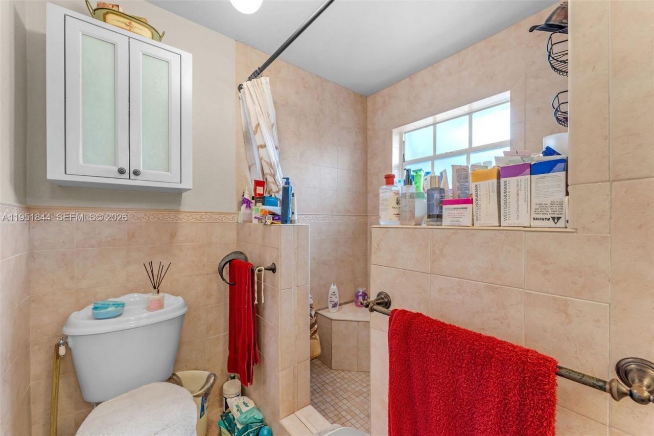 1232 SW 132nd Ct, Miami, FL 33184 Photo