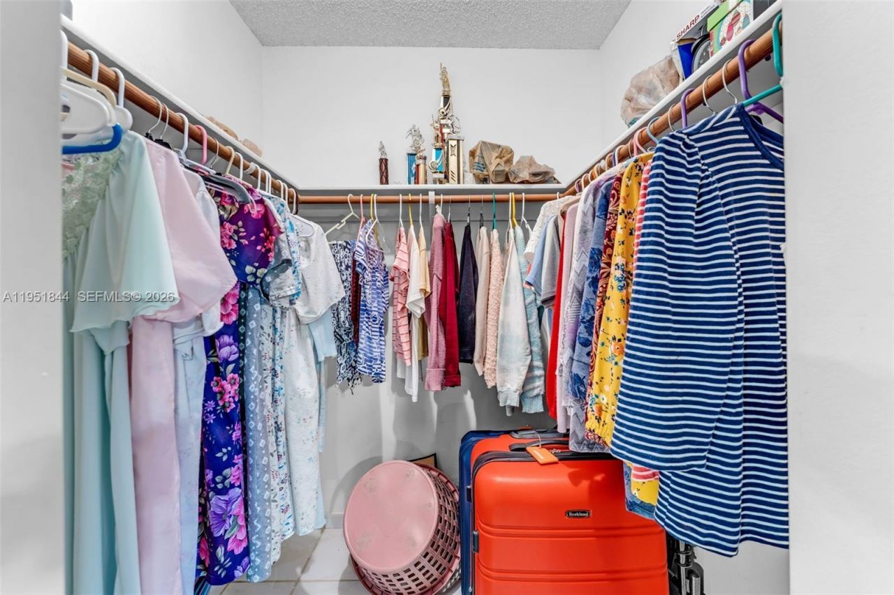 1232 SW 132nd Ct, Miami, FL 33184 Photo