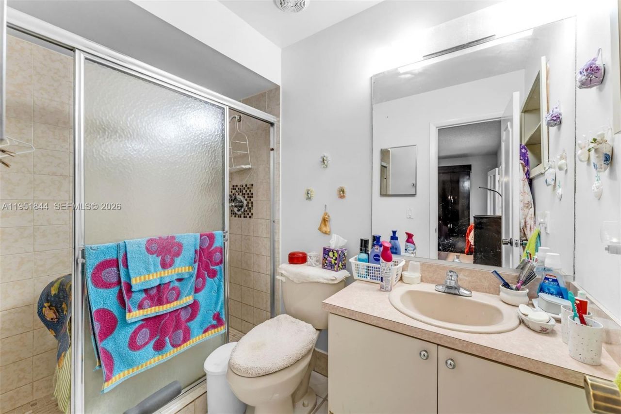 1232 SW 132nd Ct, Miami, FL 33184 Photo