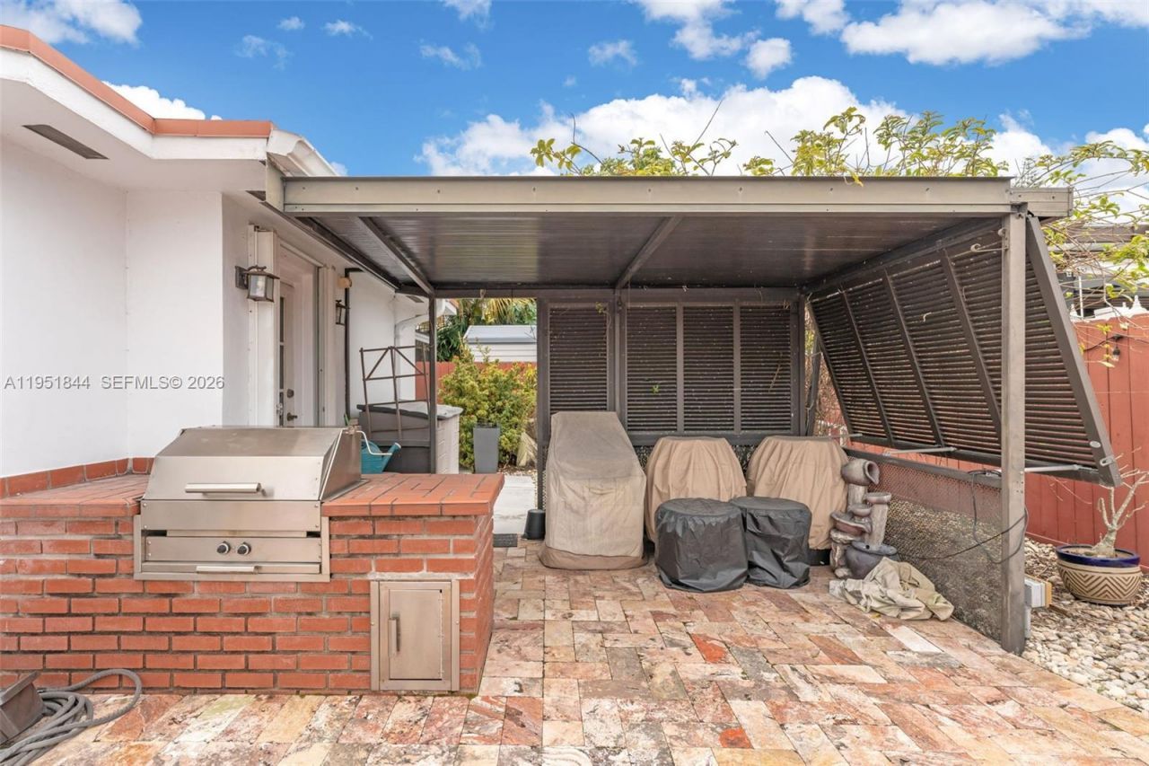 1232 SW 132nd Ct, Miami, FL 33184 Photo