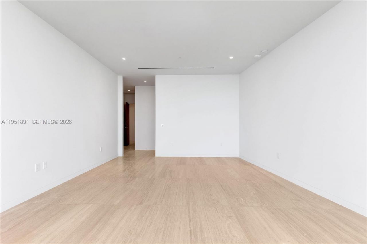 5 Grove Isle Dr, Unit L501, Miami, FL 33133 Photo