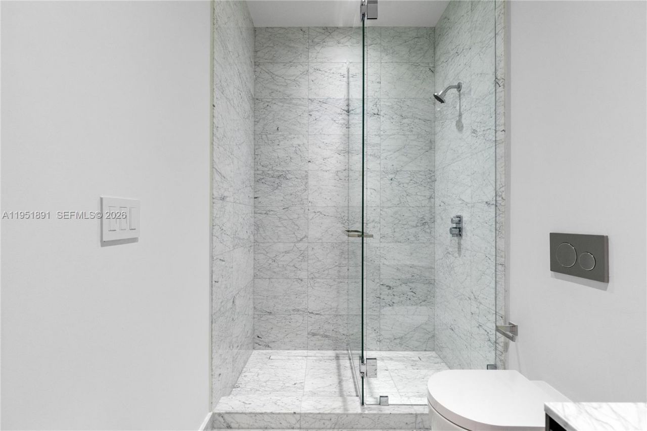 5 Grove Isle Dr, Unit L501, Miami, FL 33133 Photo