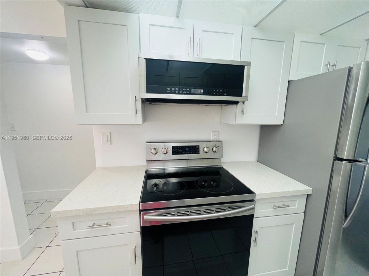 3070 NW 48th Ter, Unit 413, Lauderdale Lakes, FL 33313 Photo