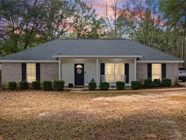 1251 Timber Creek Drive N, Axis, AL 36505