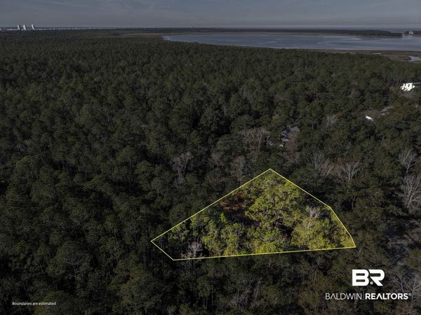 805 Mossy Oak Drive, Gulf Shores, AL 36542