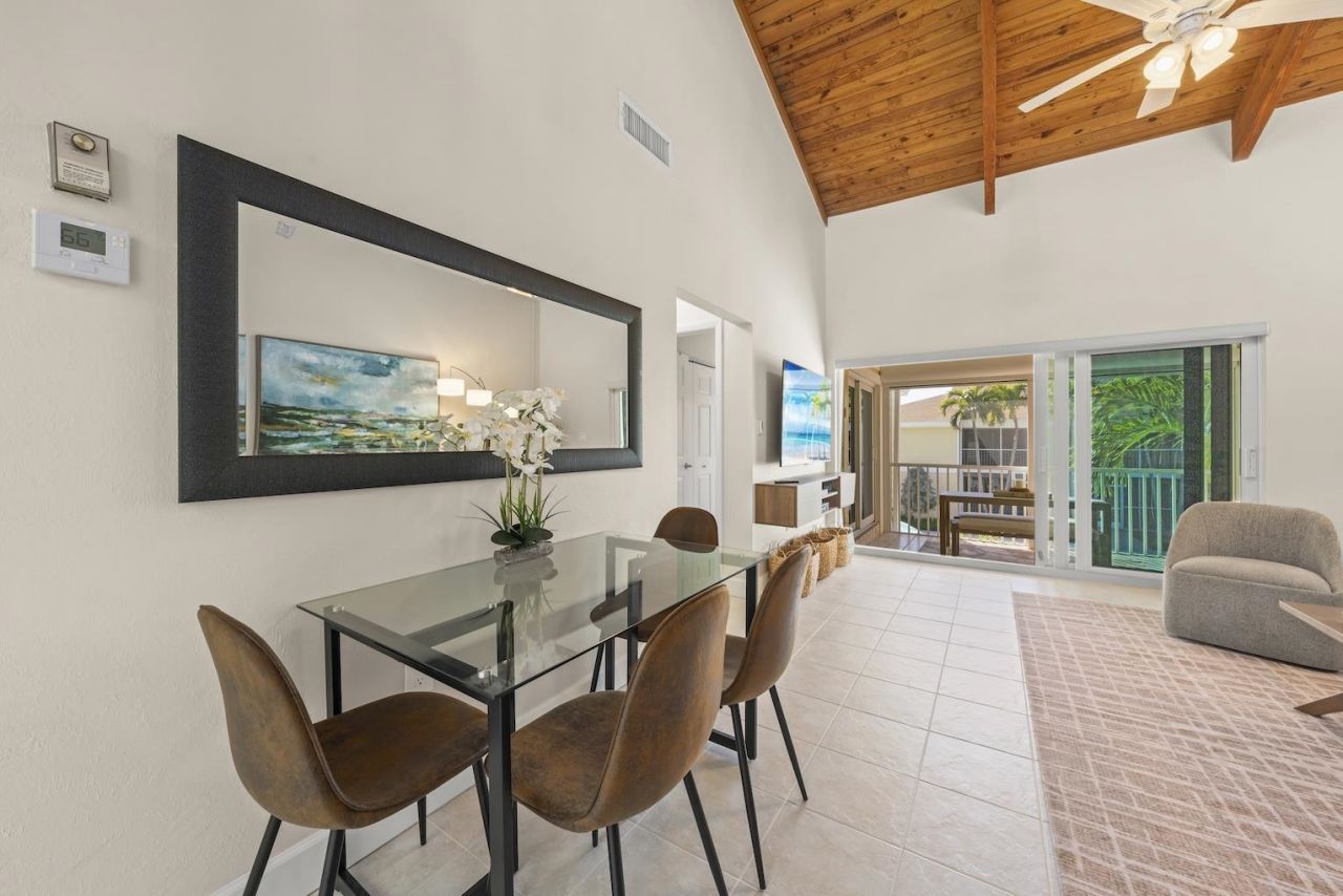 2321 W Gulf Dr, Unit 3D, Sanibel, FL 33957 Photo