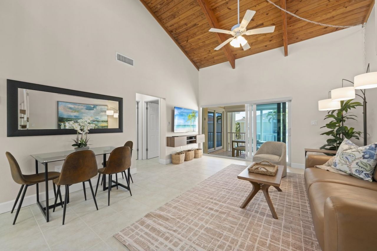 2321 W Gulf Dr, Unit 3D, Sanibel, FL 33957 Photo