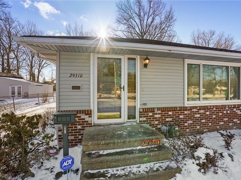 29310 Grand Boulevard, Wickliffe, OH 44092 Photo 18