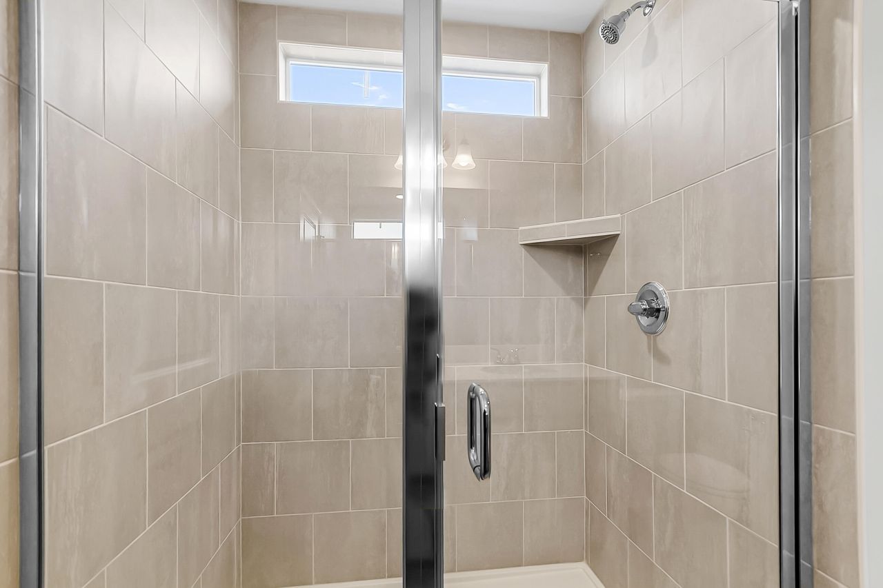 156 Casein Street Photo 18