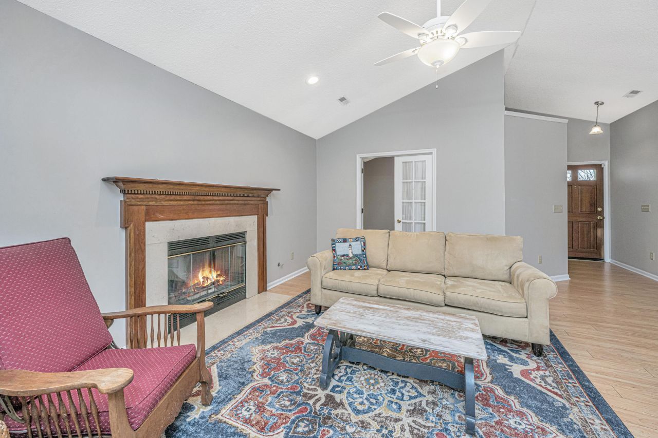 177 Briarwood Drive Photo 7