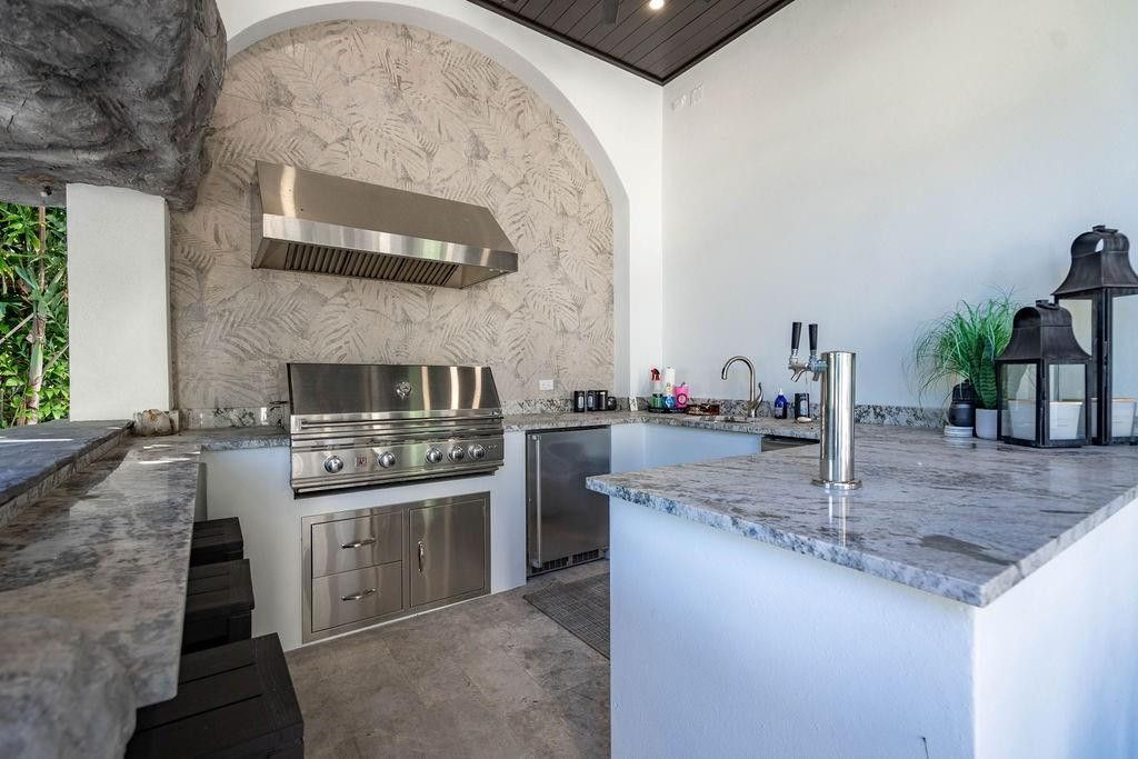 2457 NE 26th St, Lighthouse Point, FL 33064 Photo