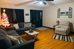 171 Parkwood Circle photo 4