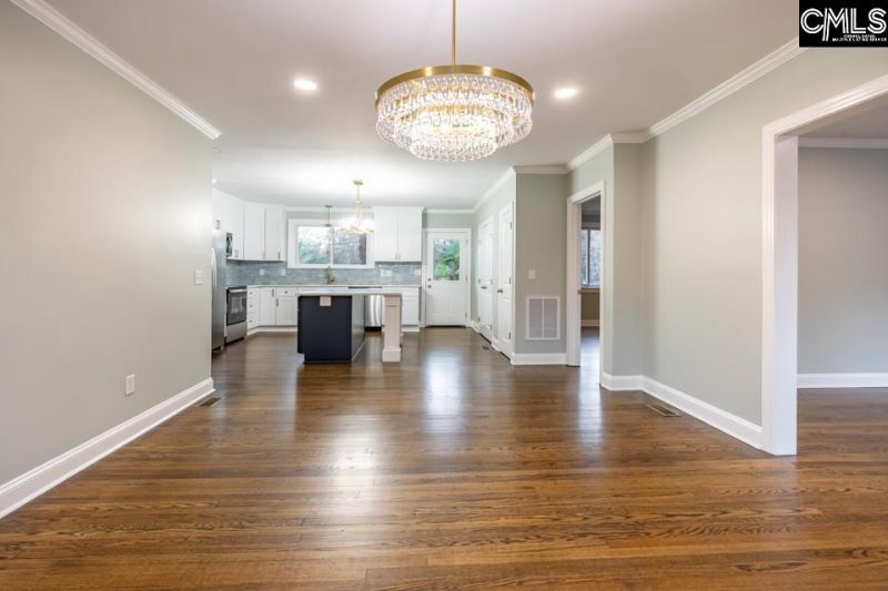 810 Avondale Drive Photo 10