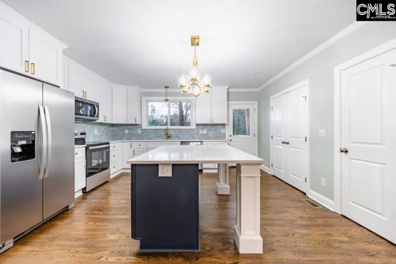 810 Avondale Drive Photo 14