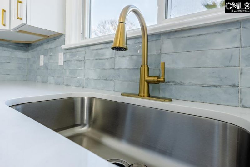 810 Avondale Drive Photo 17