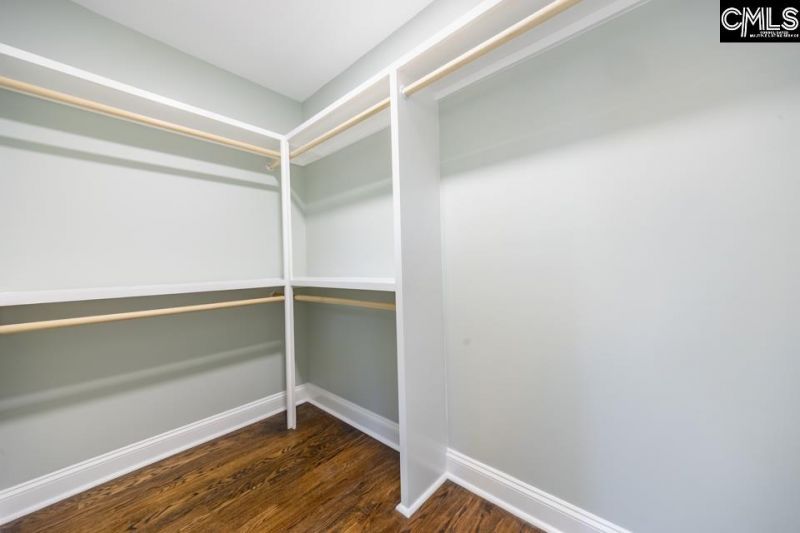 810 Avondale Drive Photo 32