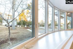 810 Avondale Drive photo 4