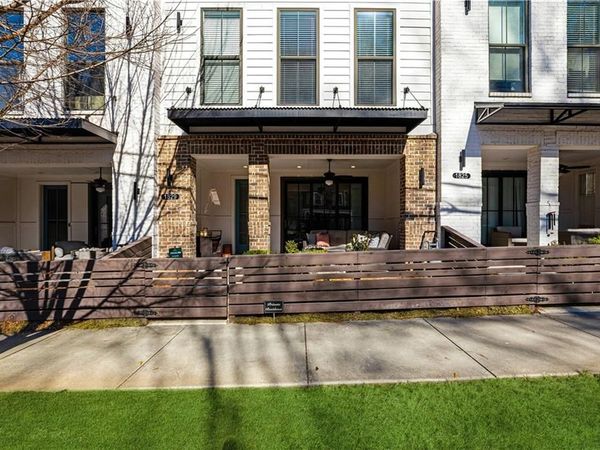 1829 La Dawn Lane NW, Atlanta, GA 30318