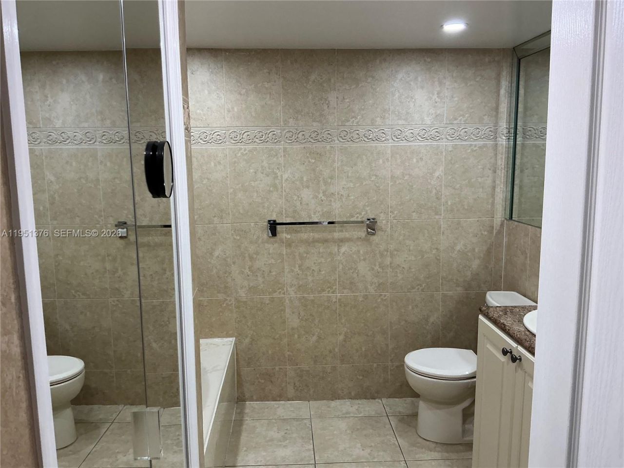 400 Leslie Dr, Unit 207, Hallandale Beach, FL 33009 Photo