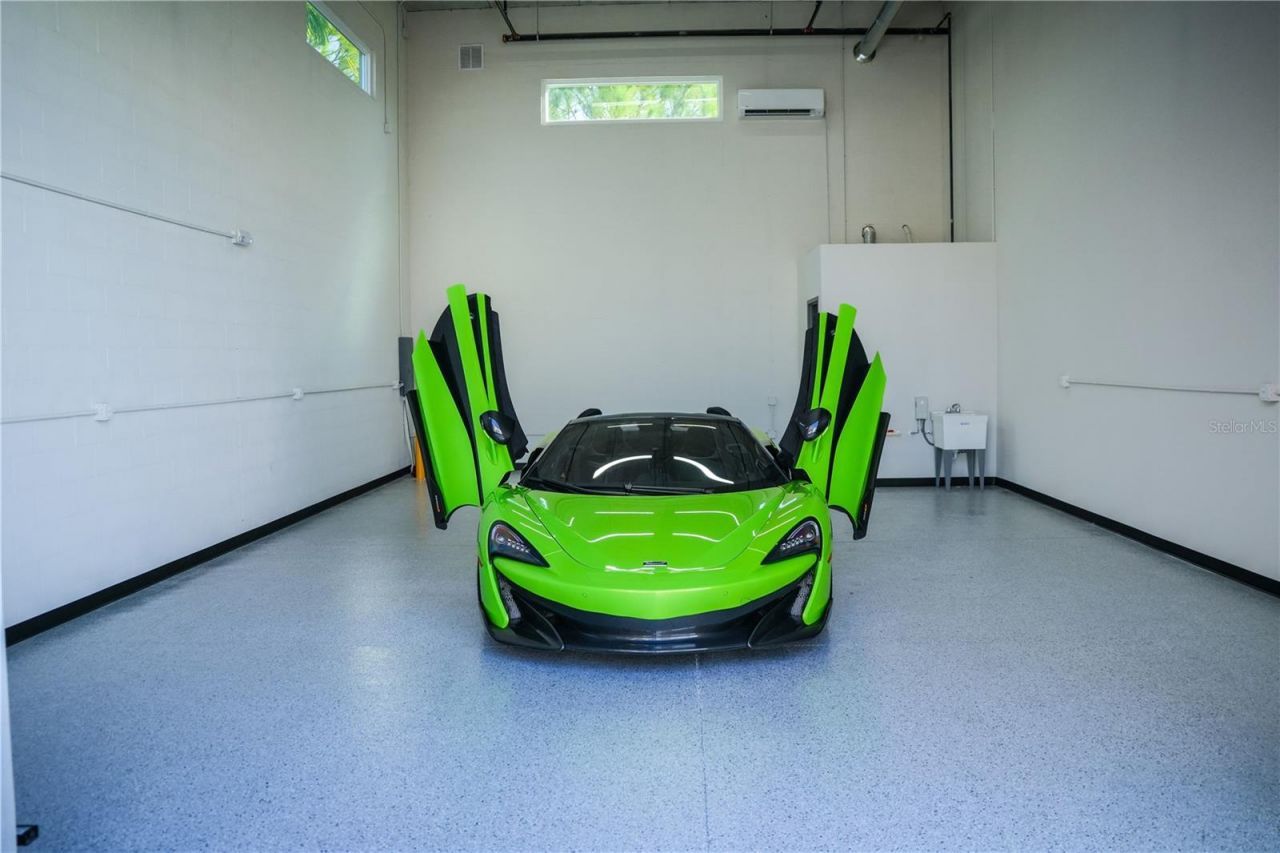 2051 Gandy Boulevard N, Unit 400, Saint Petersburg, FL 33702 Photo