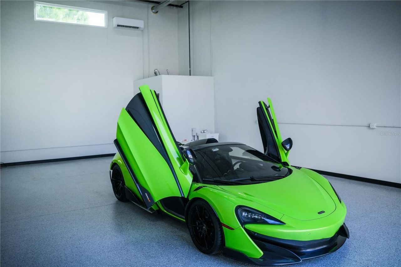 2051 Gandy Boulevard N, Unit 400, Saint Petersburg, FL 33702 Photo