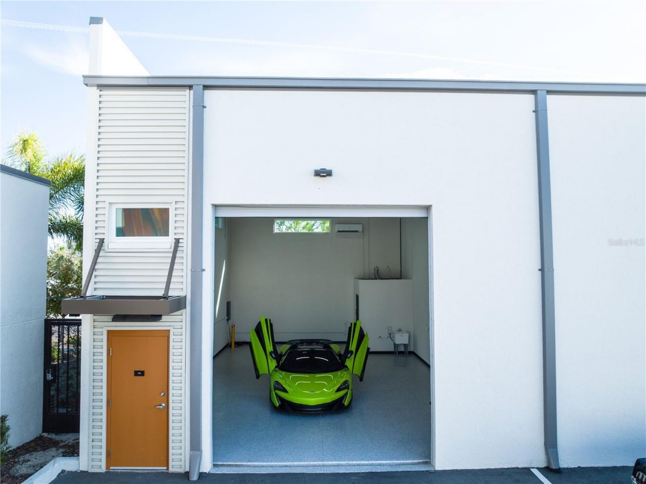 2051 Gandy Boulevard N, Unit 400, Saint Petersburg, FL 33702 Photo