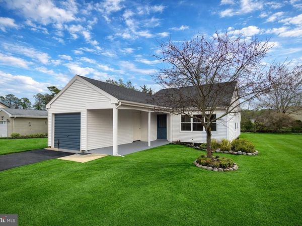 38 NARBERTH PLACE, SOUTHAMPTON, NJ 08088